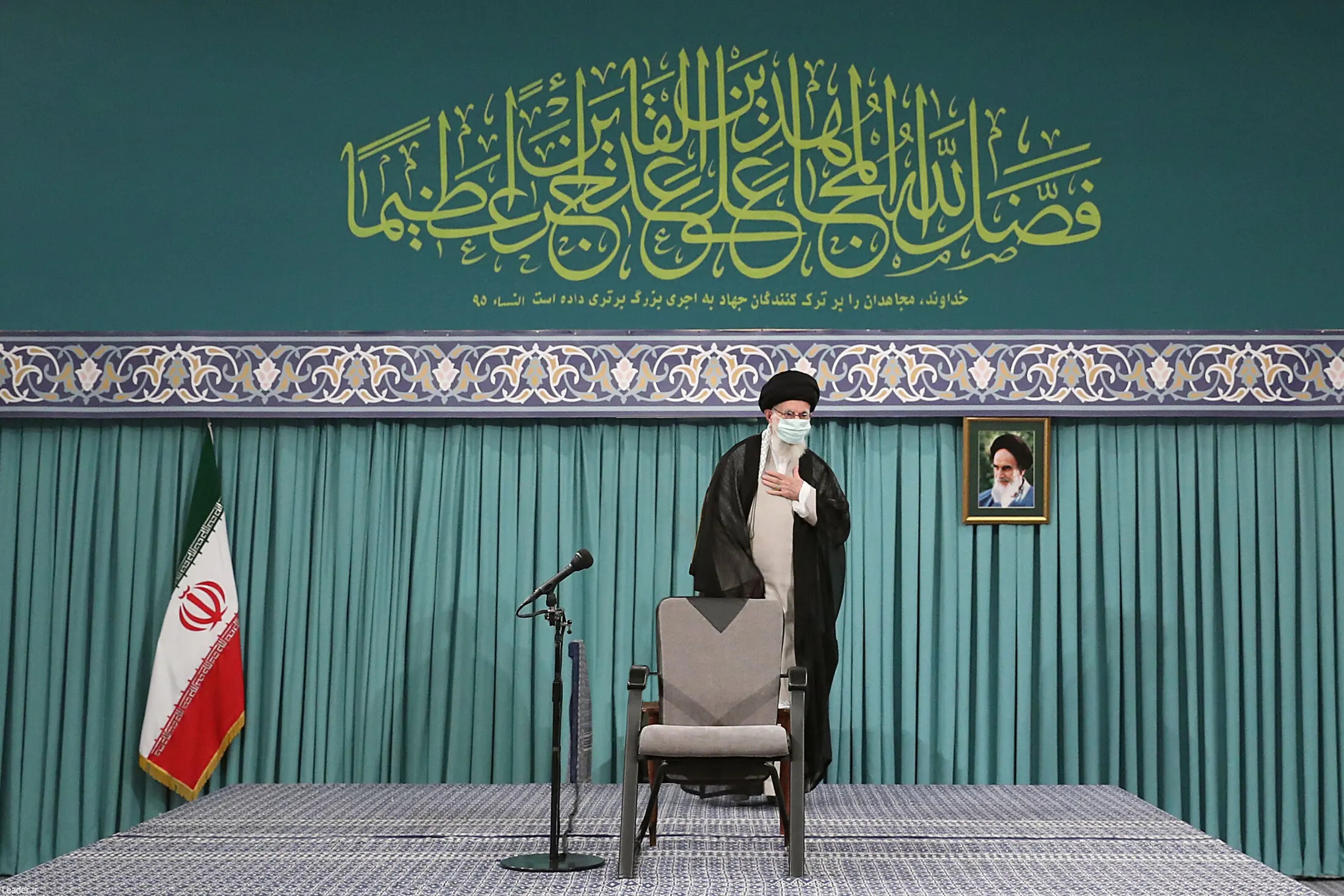 دیدار اعضای ستاد برگزاری کنگره ملی شهدای استان اردبیل با رهبر انقلاب