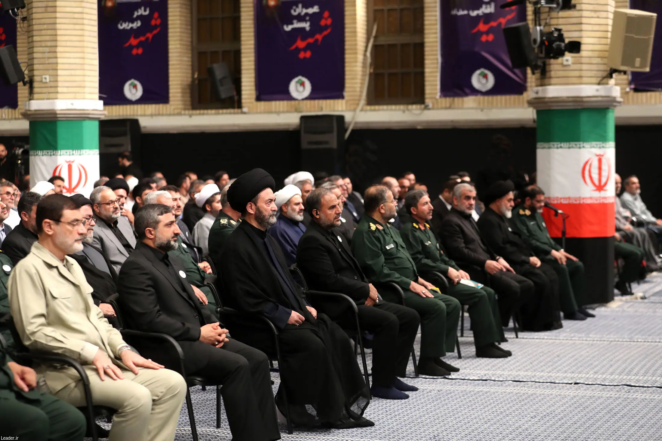 دیدار اعضای ستاد برگزاری کنگره ملی شهدای استان اردبیل با رهبر انقلاب