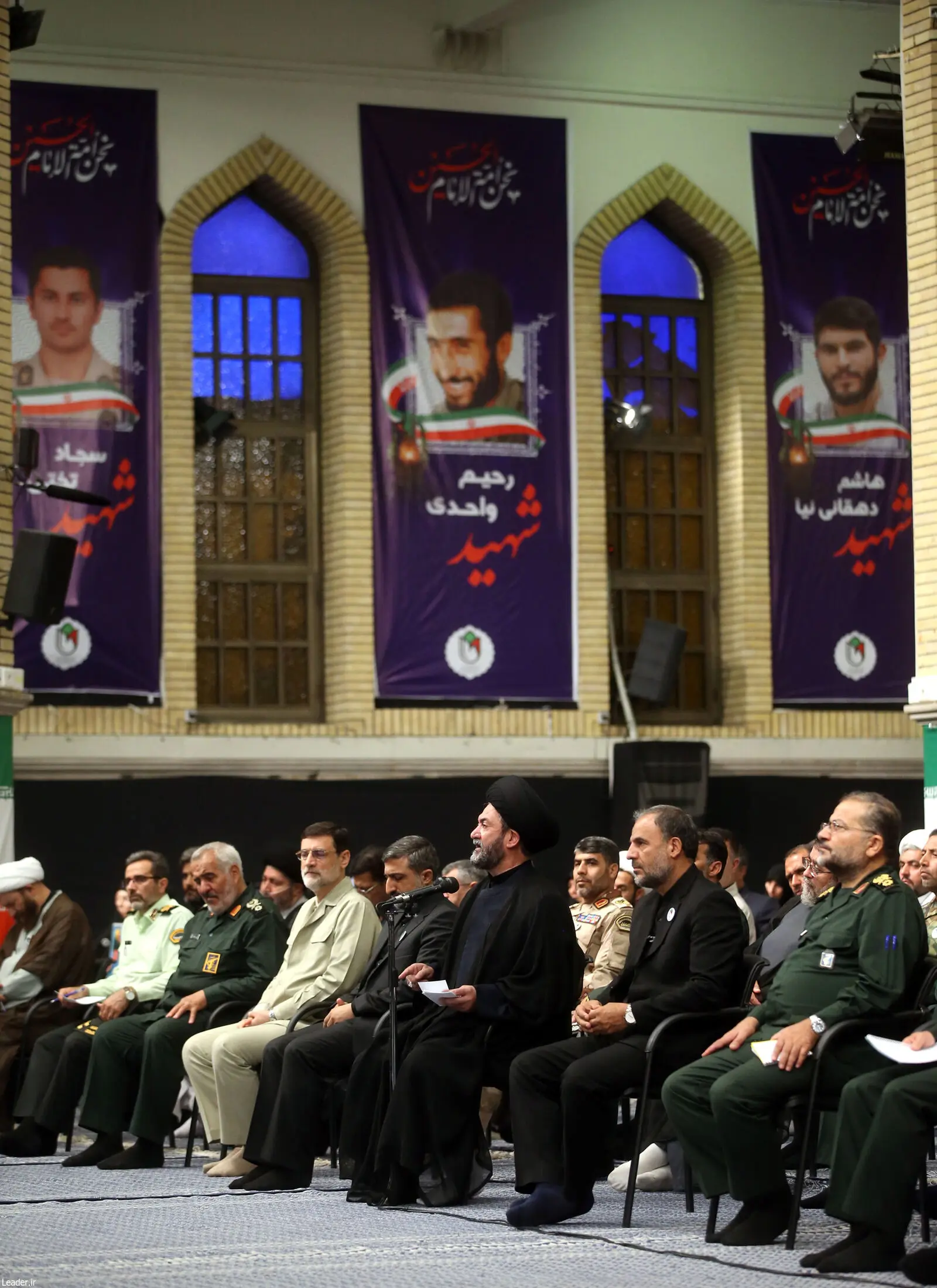 دیدار اعضای ستاد برگزاری کنگره ملی شهدای استان اردبیل با رهبر انقلاب